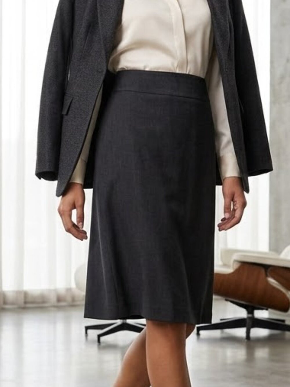 Banana Republic Charcoal Gray Size 6 Wool Blend Lined Knee Length Skirt Academia